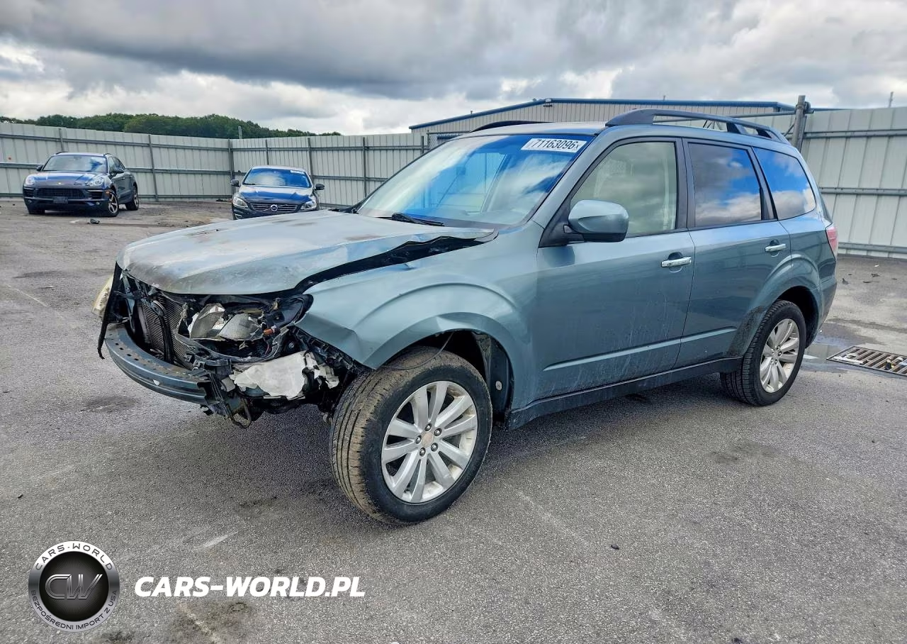 2012 Subaru Forester 2.5X Premium VIN:JF2SHADC7CH425296 - 1