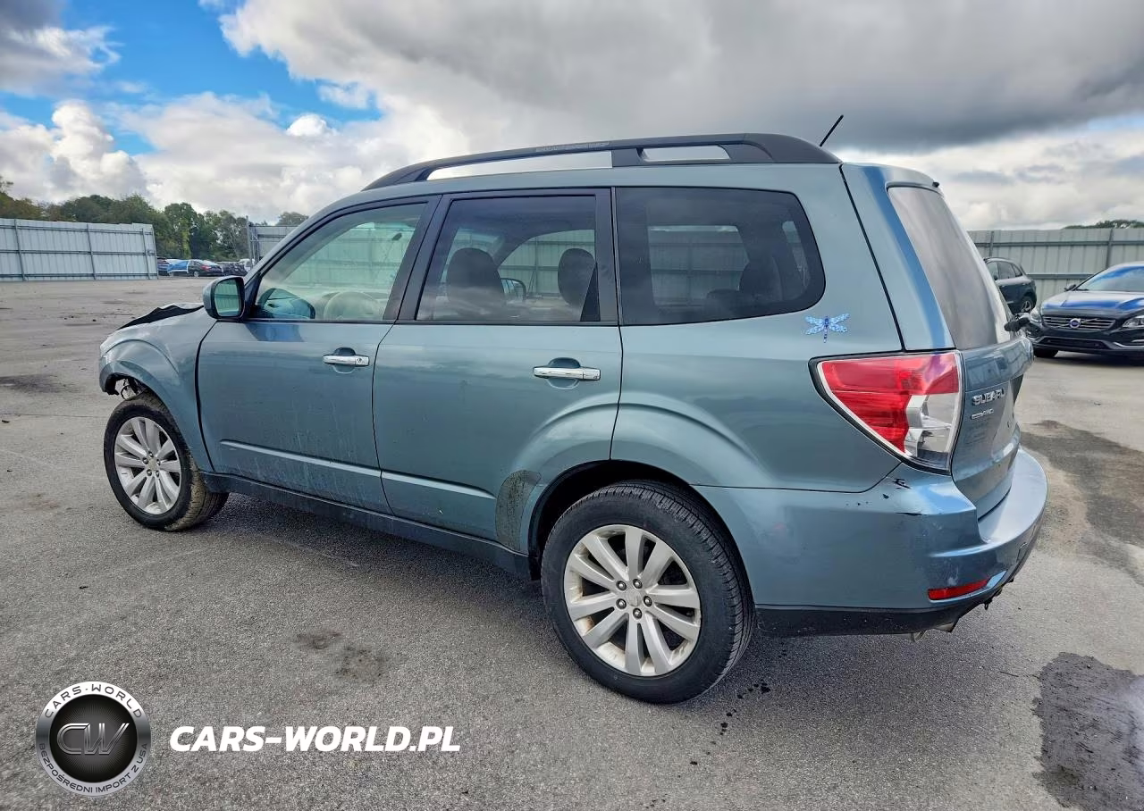 2012 Subaru Forester 2.5X Premium VIN:JF2SHADC7CH425296 - 2
