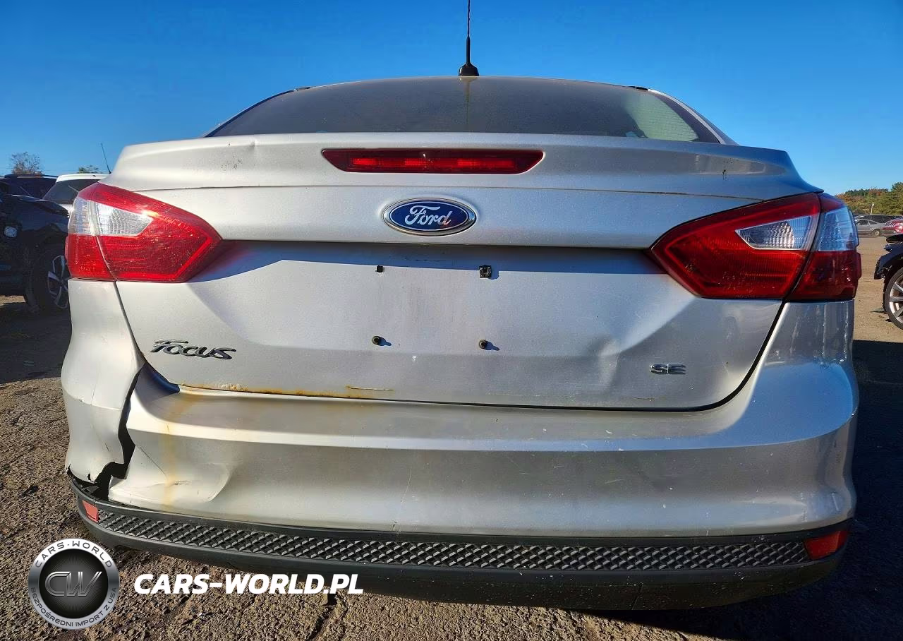 2014 Ford Focus Se VIN:1FADP3F28EL434587 - 6