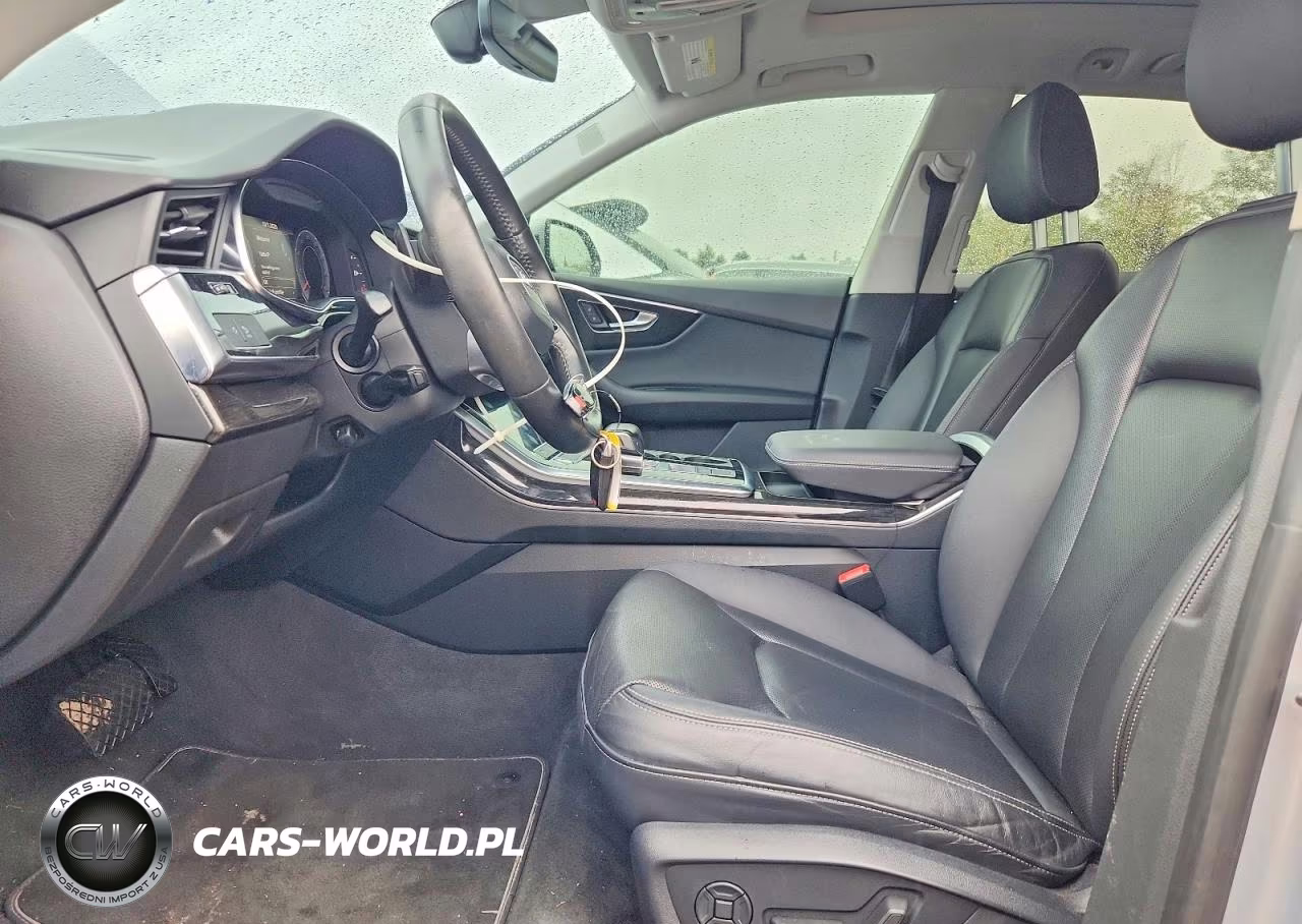 2019 Audi Q8 Premium Plus S-Line VIN:WA1EVAF15KD012986 - 7