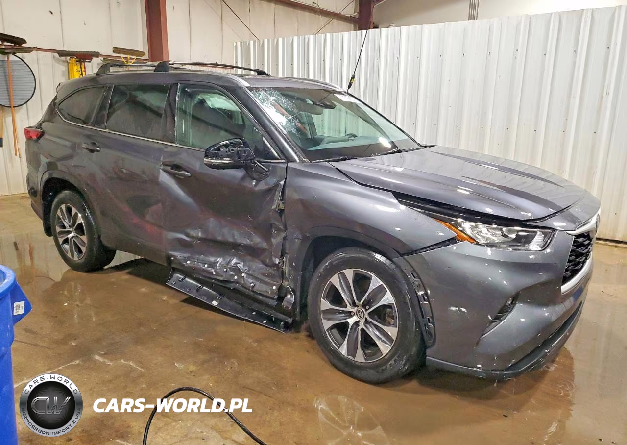 2020 Toyota Highlander Xle VIN:5TDHZRBHXLS508283 - 4