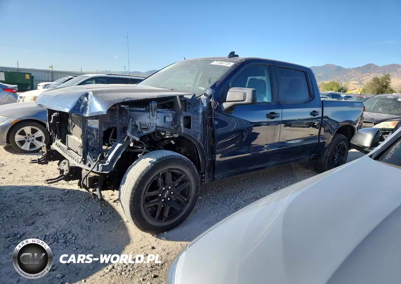 2022 Chevrolet Silverado K1500 Custom