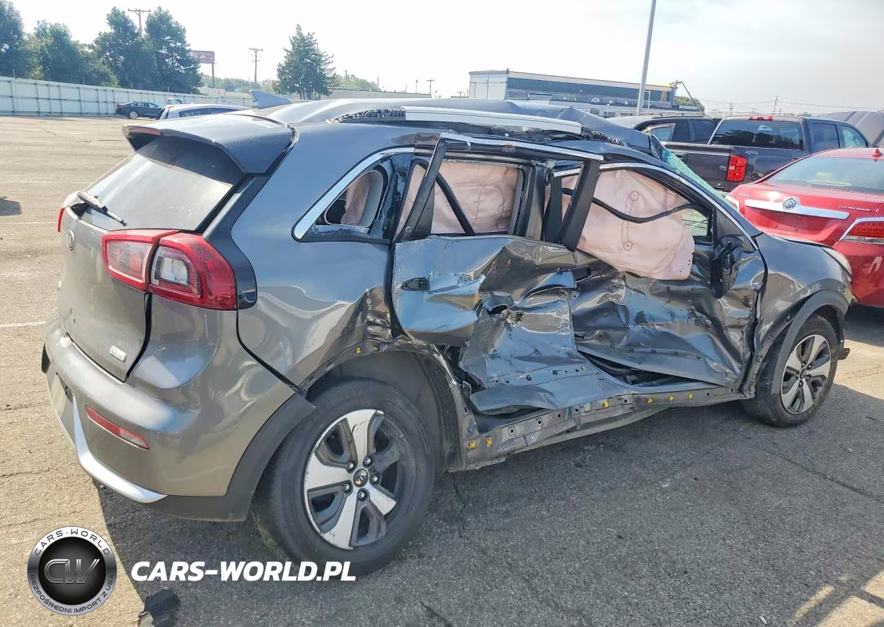 2017 Kia Niro Lx VIN:KNDCB3LC5H5083065 - 3