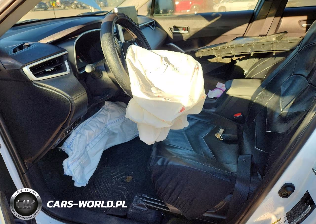 2026 Toyota Corolla Cross Xle VIN:7MUDAABG3TV150593 - 7