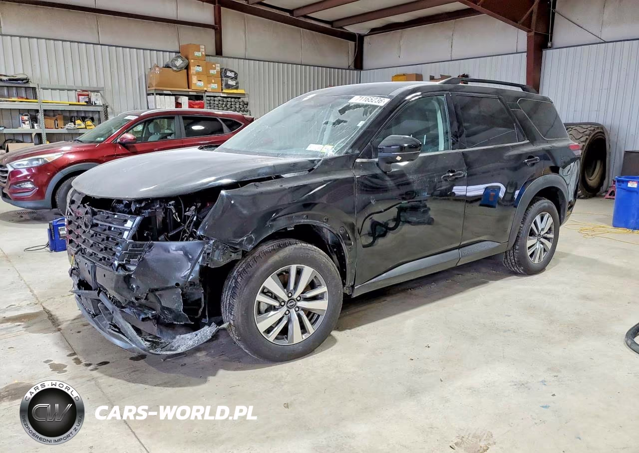 2026 Nissan Pathfinder Sl