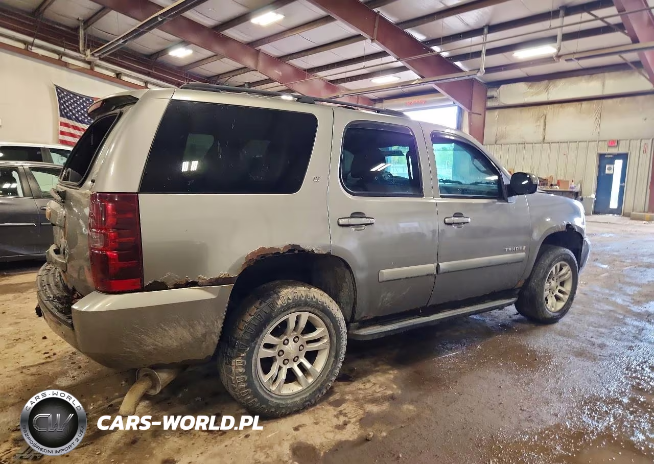 2007 Chevrolet Tahoe K1500 VIN:1GNFK13027R114438 - 3