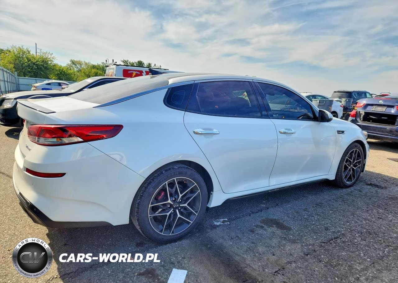 2019 Kia Optima Sx VIN:5XXGW4L23KG318097 - 3