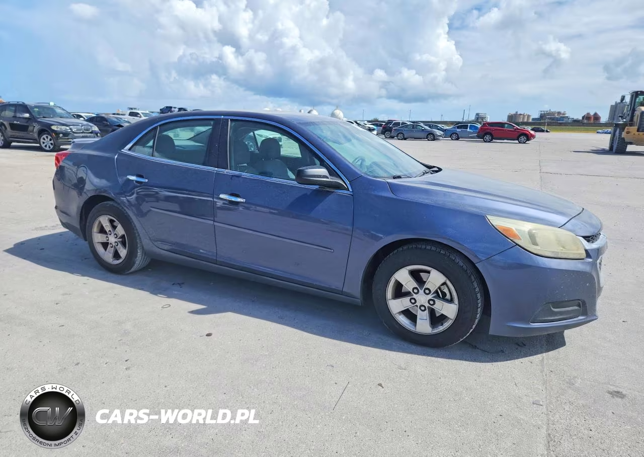 2015 Chevrolet Malibu Ls VIN:1G11B5SL0FF129356 - 4