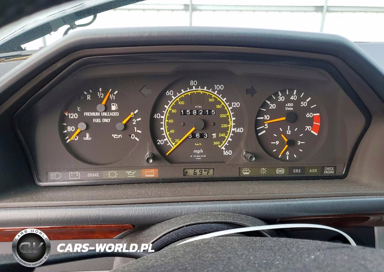 1995 Mercedes-Benz E 420 Base VIN:WDBEA34E0SC193518 - 9
