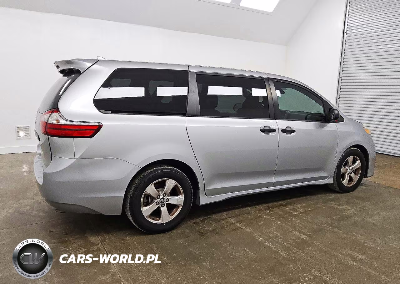 2019 Toyota Sienna L 7-Passenger VIN:5TDZZ3DC5KS967030 - 3