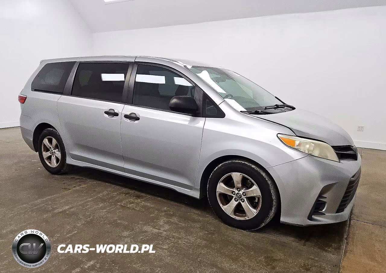 2019 Toyota Sienna L 7-Passenger VIN:5TDZZ3DC5KS967030 - 4