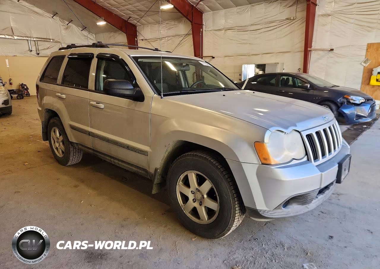 2008 Jeep Grand Cherokee Laredo VIN:1J8HR48N18C231234 - 4