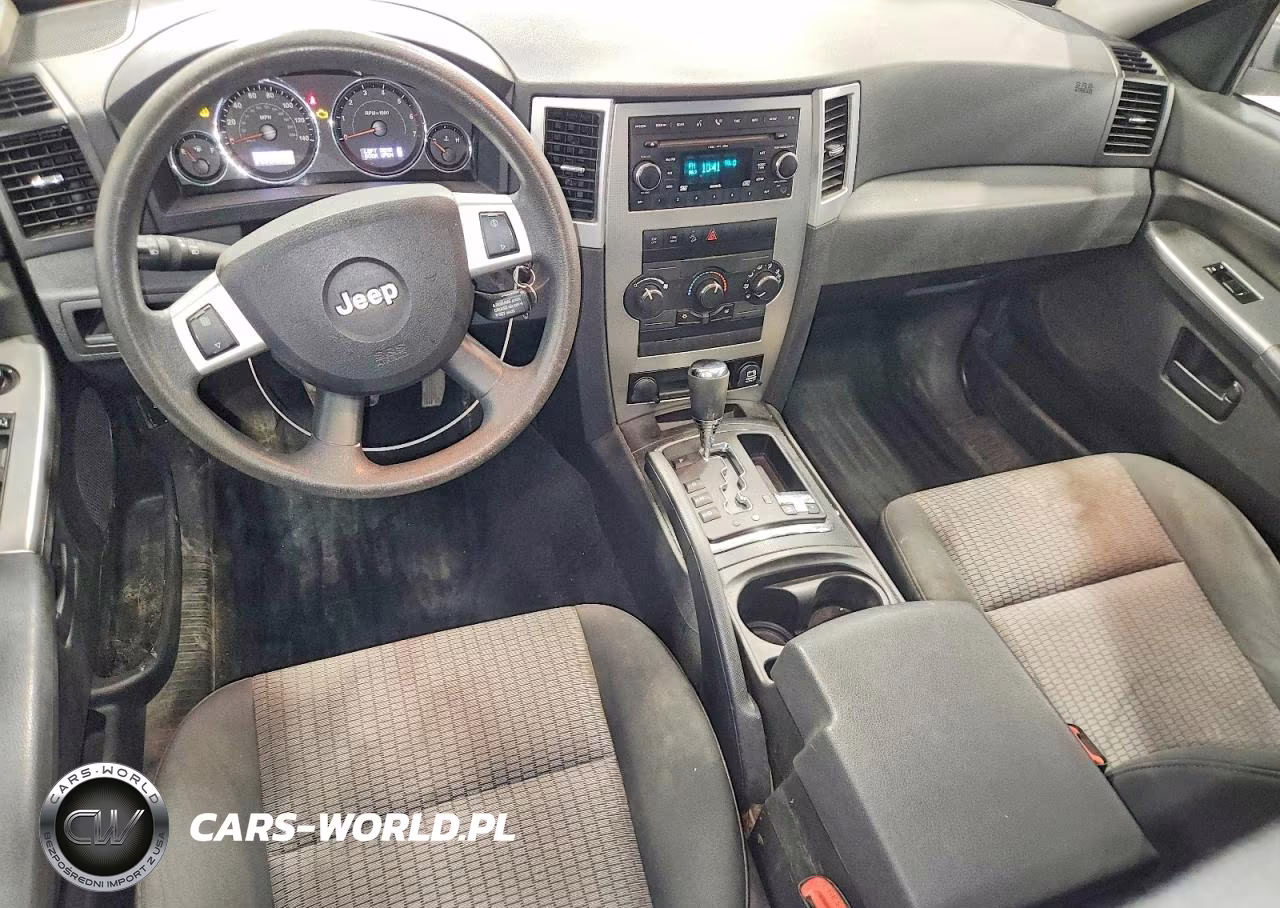 2008 Jeep Grand Cherokee Laredo VIN:1J8HR48N18C231234 - 8