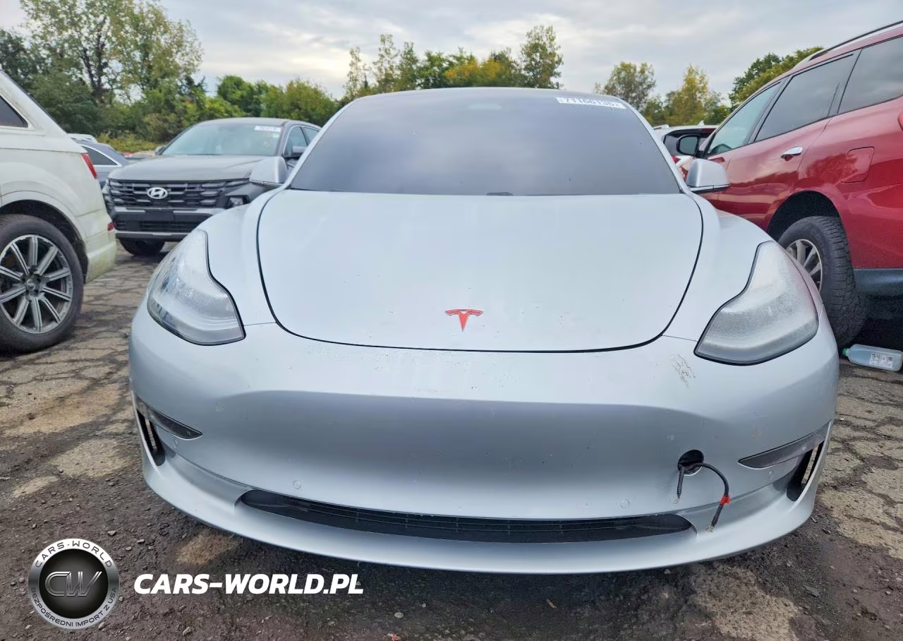2018 Tesla Model 3 VIN:5YJ3E1EB0JF065075 - 5