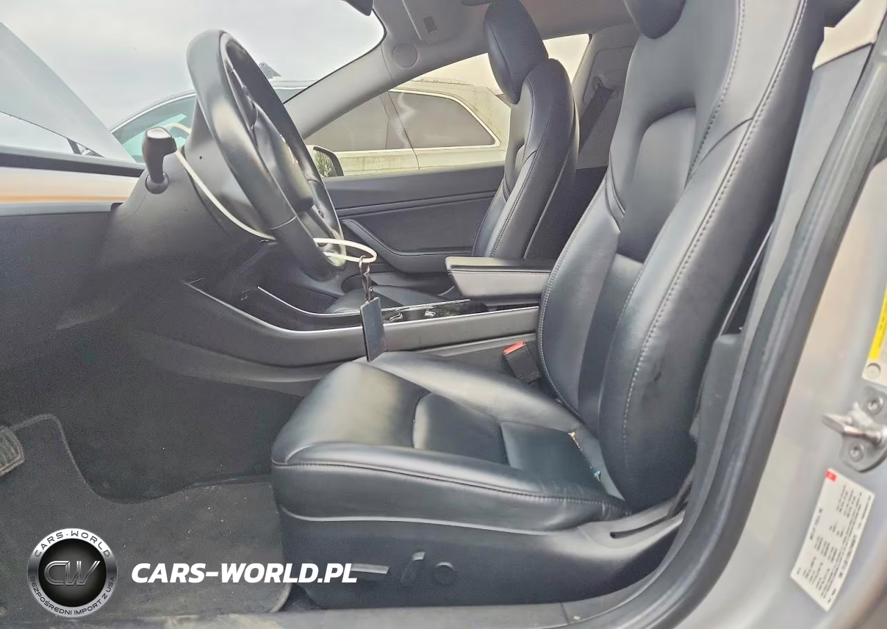 2018 Tesla Model 3 VIN:5YJ3E1EB0JF065075 - 7