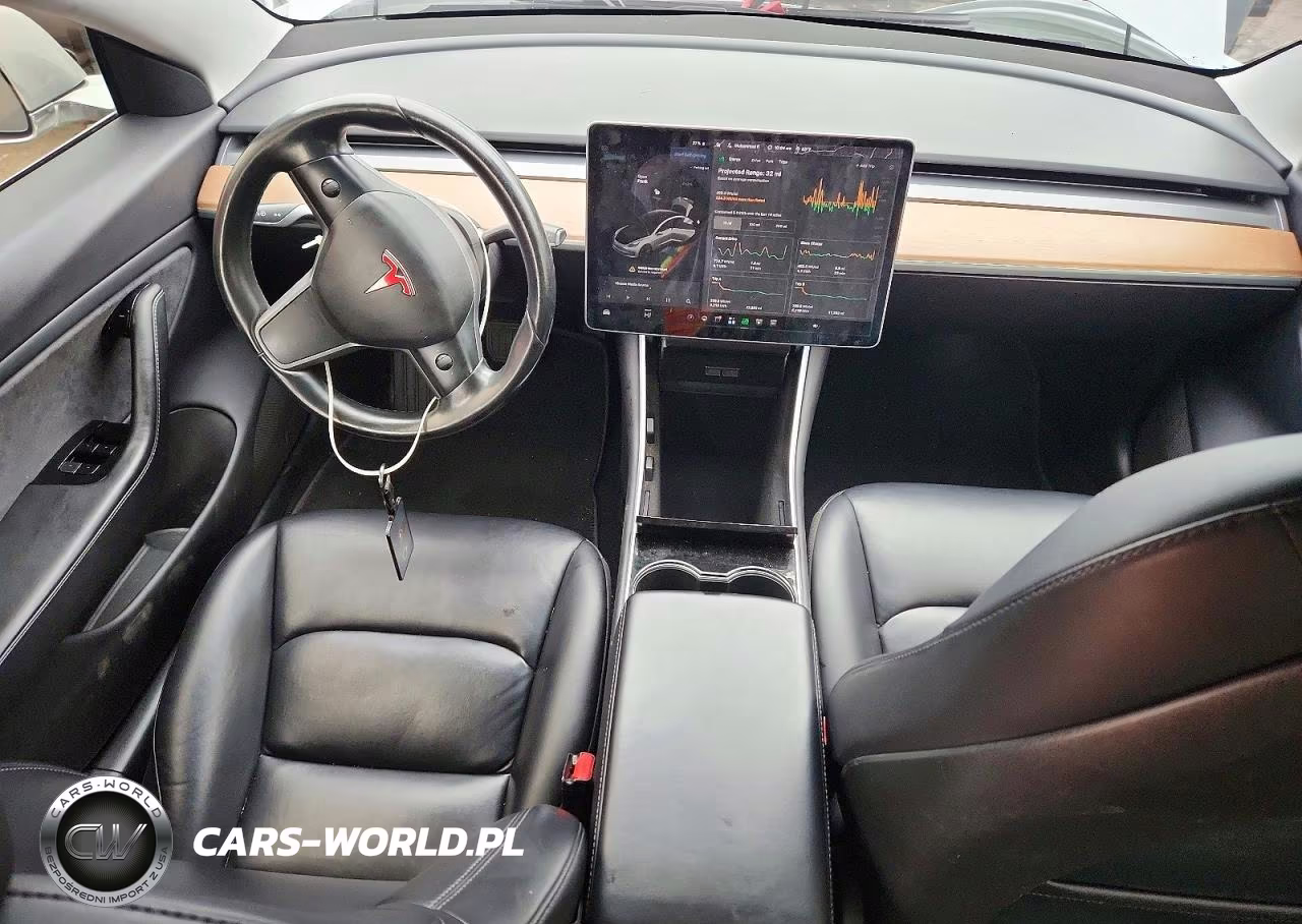 2018 Tesla Model 3 VIN:5YJ3E1EB0JF065075 - 8