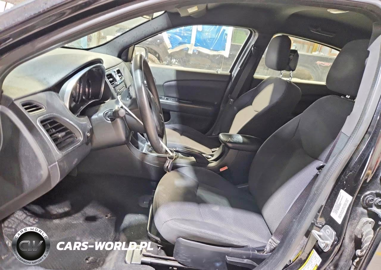 2014 Chrysler 200 Lx VIN:1C3CCBABXEN230952 - 7