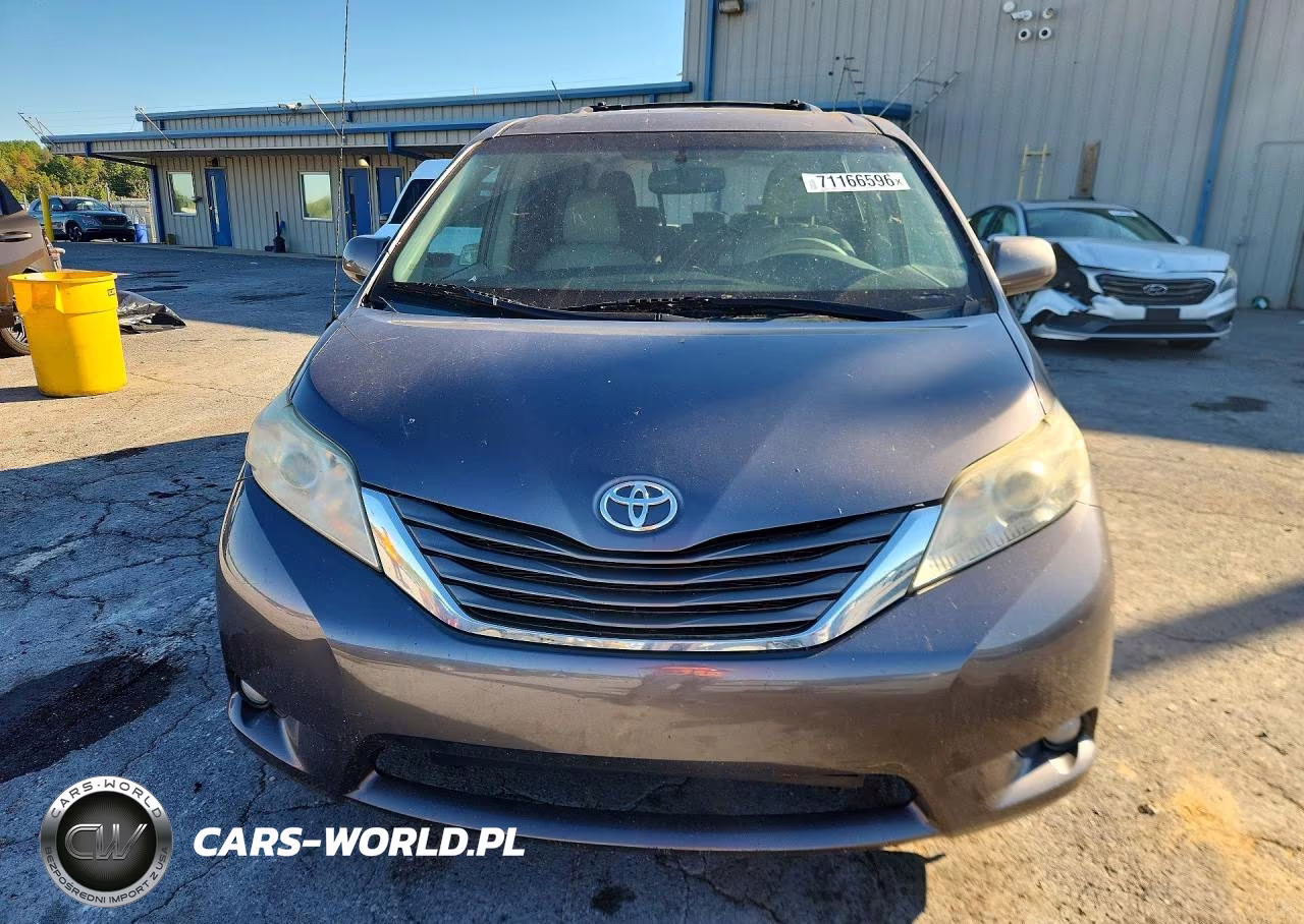 2013 Toyota Sienna Xle 8-Passenger VIN:5TDYK3DC6DS362159 - 5