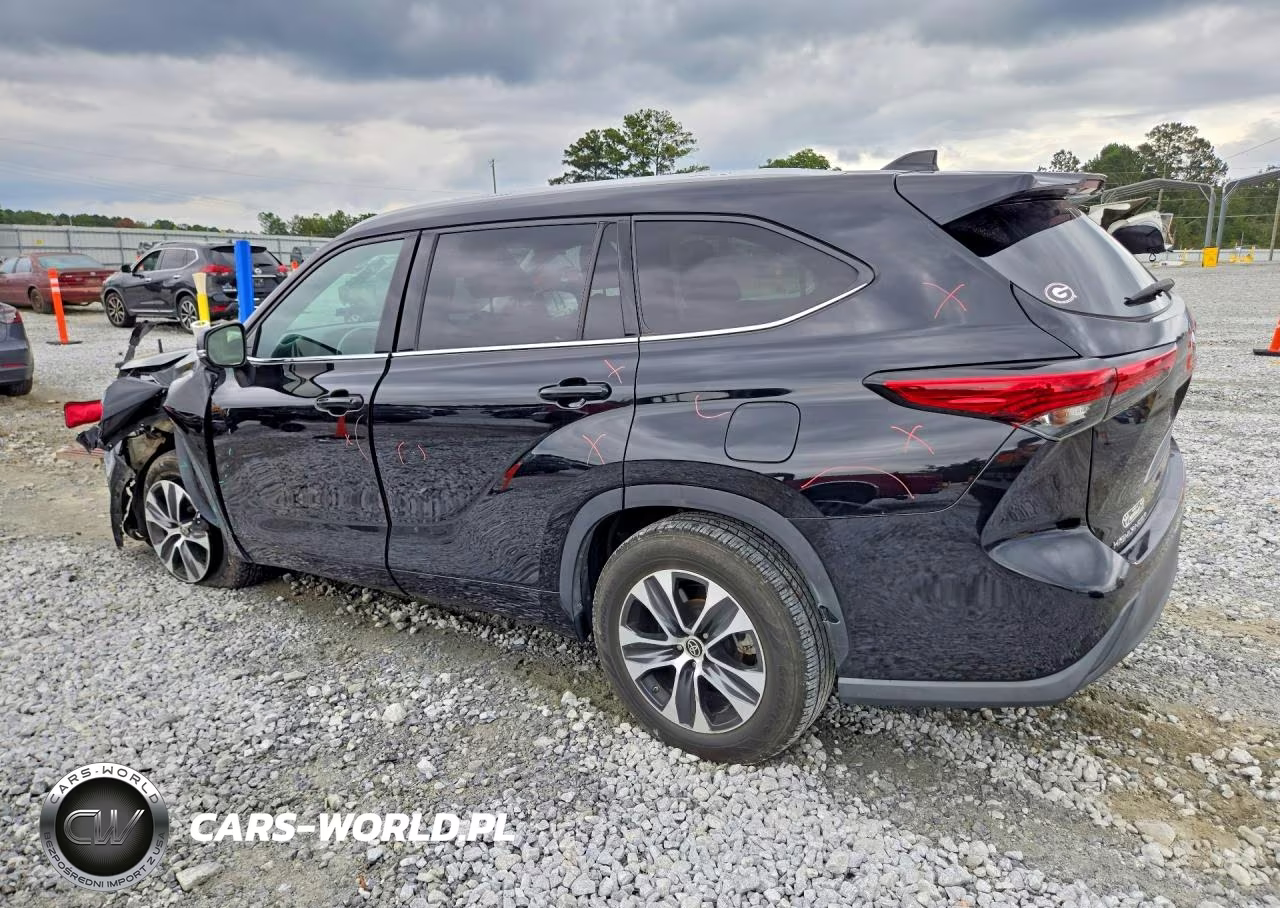 2022 Toyota Highlander Xle VIN:5TDGZRAH1NS119676 - 2