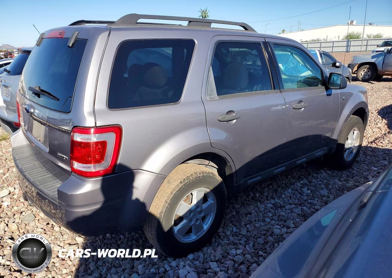 2008 Ford Escape Xlt VIN:1FMCU93108KE76528 - 3