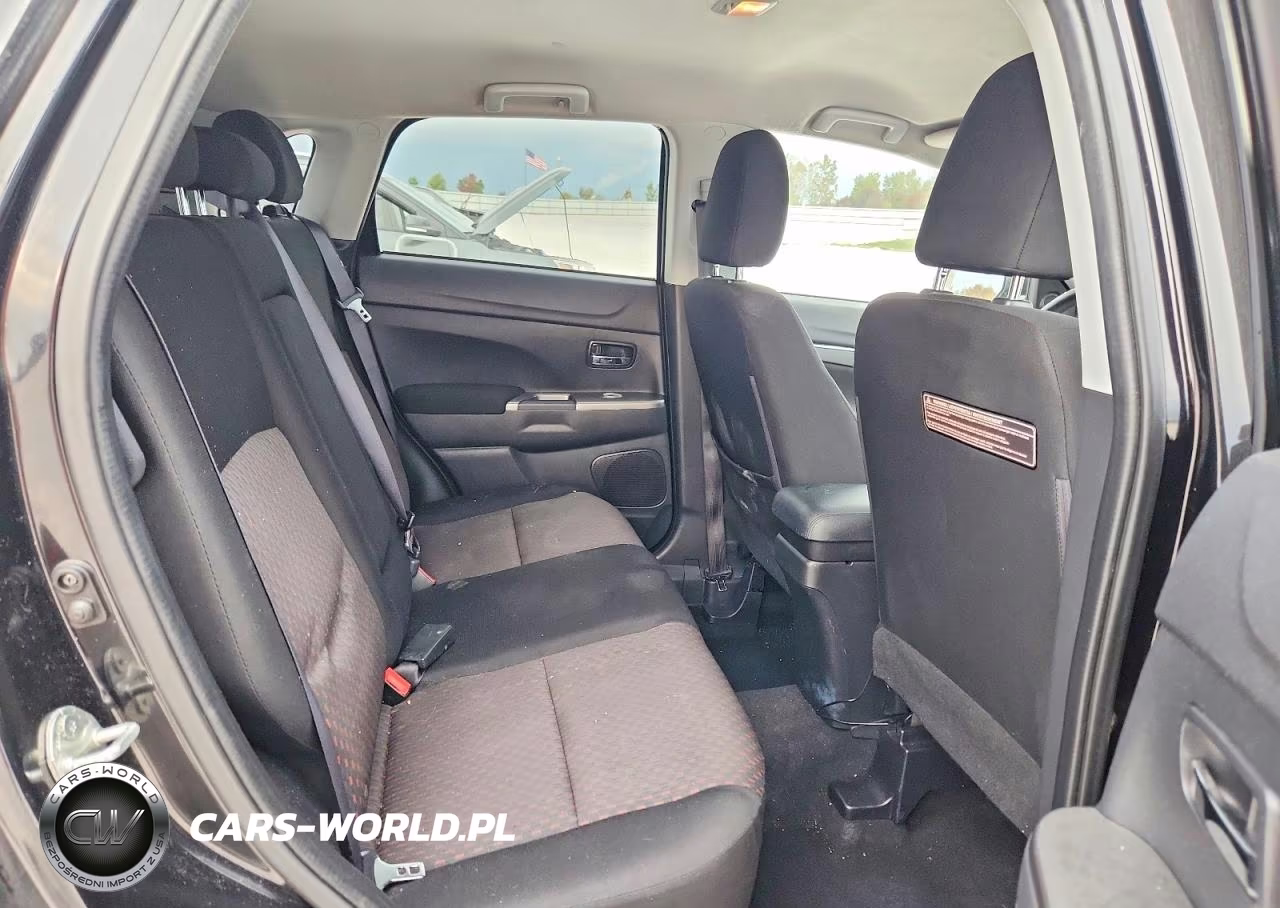 2018 Mitsubishi Outlander Sport Es VIN:JA4AP3AU0JU017131 - 10