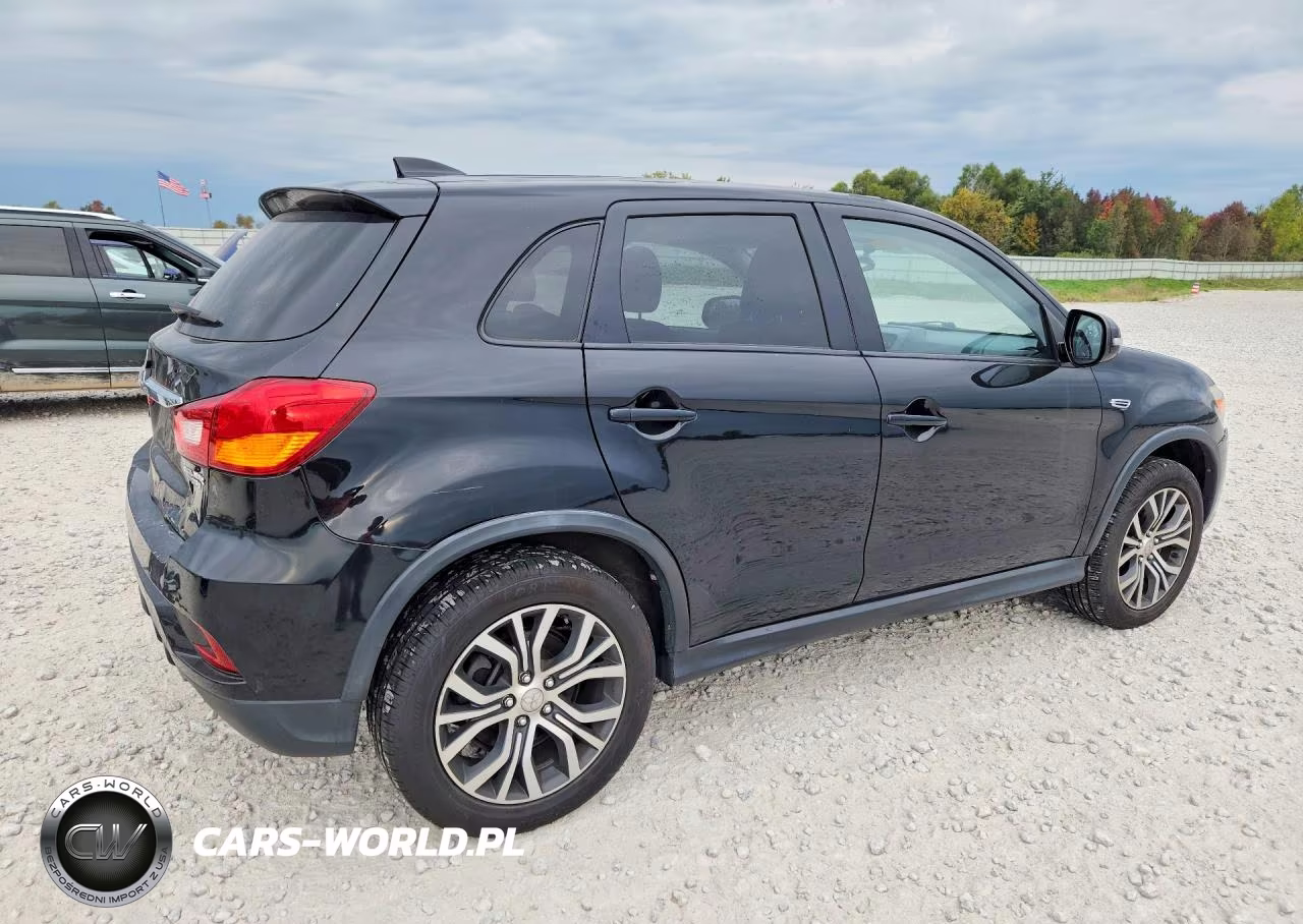2018 Mitsubishi Outlander Sport Es VIN:JA4AP3AU0JU017131 - 3