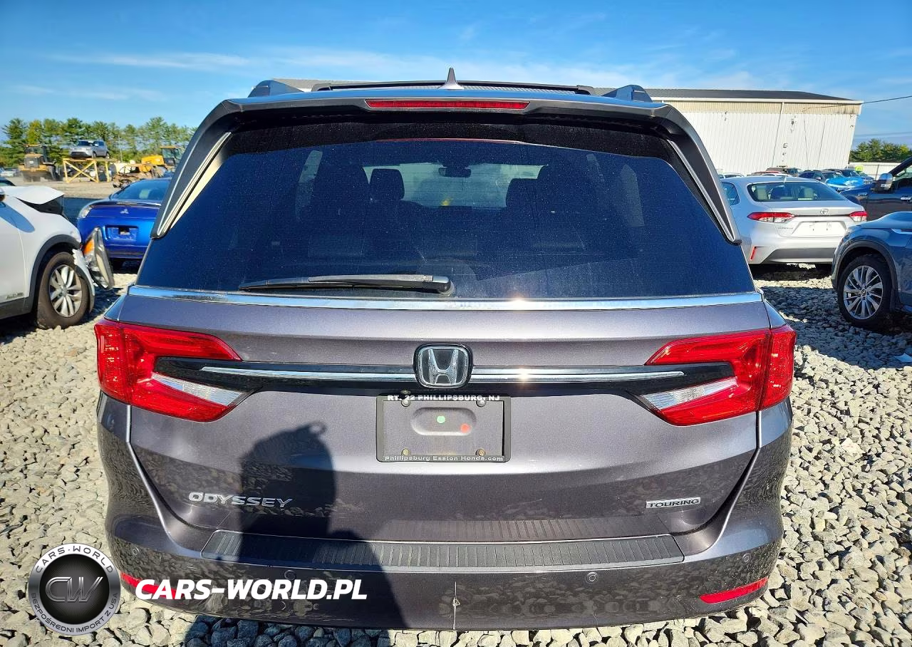 2022 Honda Odyssey Touring VIN:5FNRL6H82NB023039 - 6