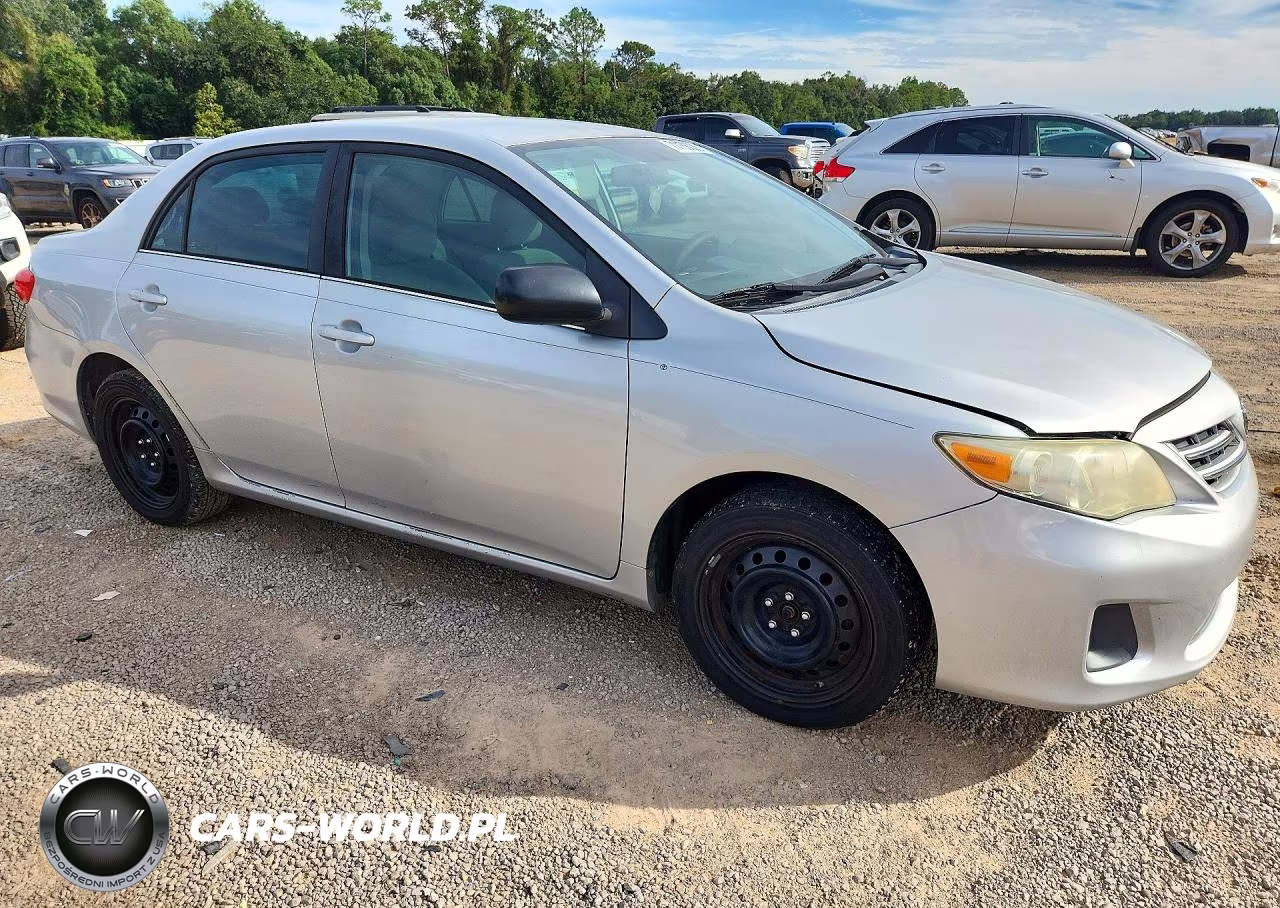 2013 Toyota Corolla Le VIN:5YFBU4EE3DP189411 - 4