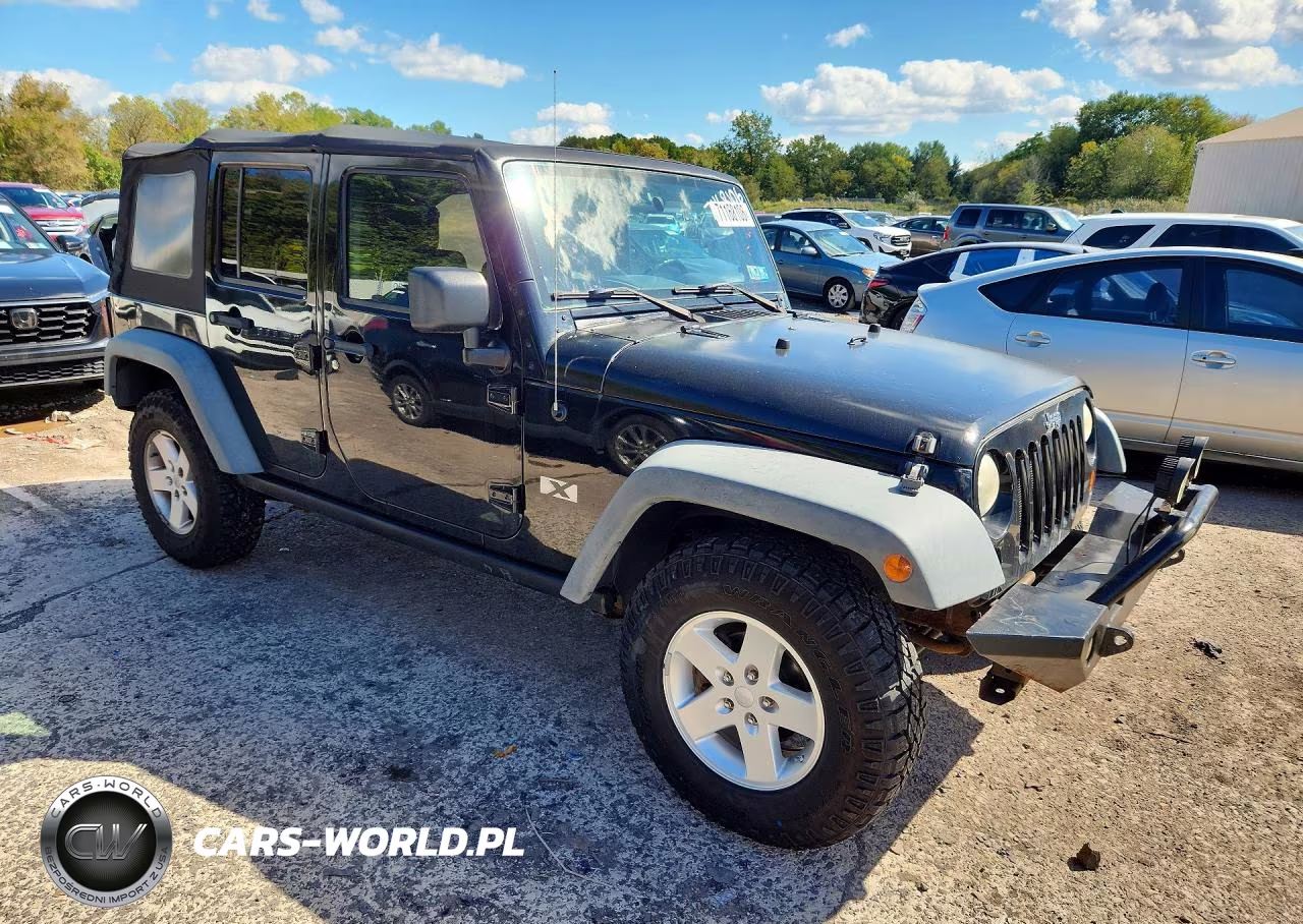 2008 Jeep Wrangler Unlimited X VIN:1J8GA39138L577889 - 4