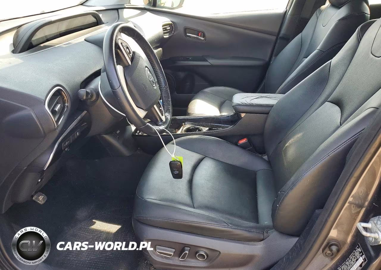 2017 Toyota Prius Prime Premium VIN:JTDKARFP6H3005261 - 7