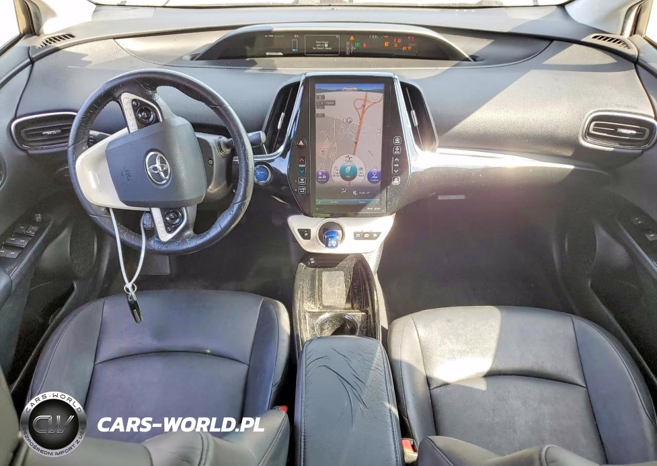 2017 Toyota Prius Prime Premium VIN:JTDKARFP6H3005261 - 8