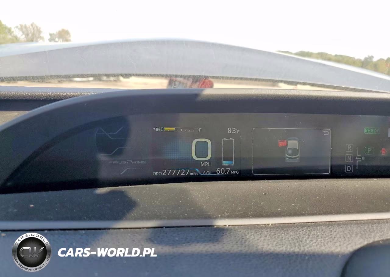 2017 Toyota Prius Prime Premium VIN:JTDKARFP6H3005261 - 9