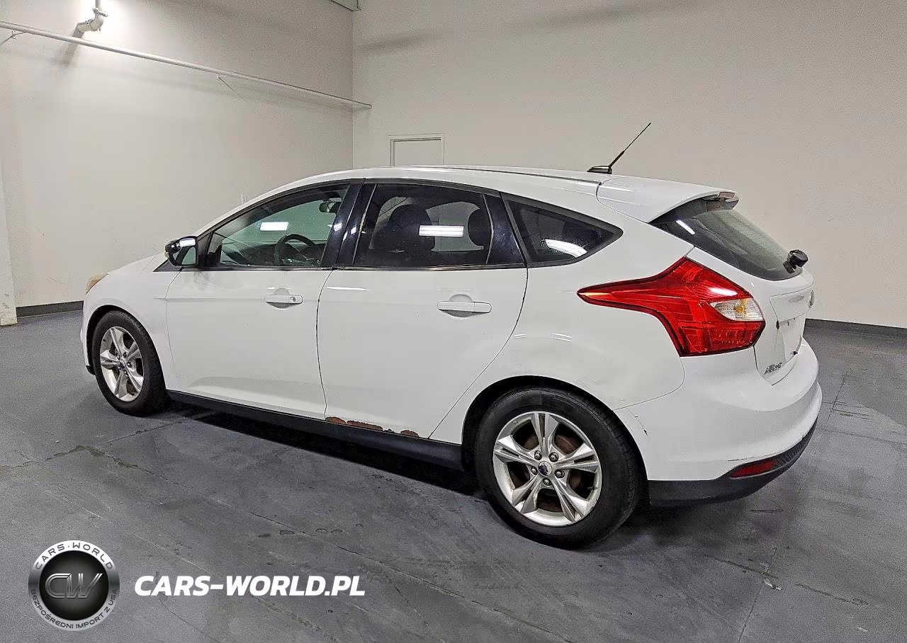 2014 Ford Focus Se VIN:1FADP3K21EL301613 - 2