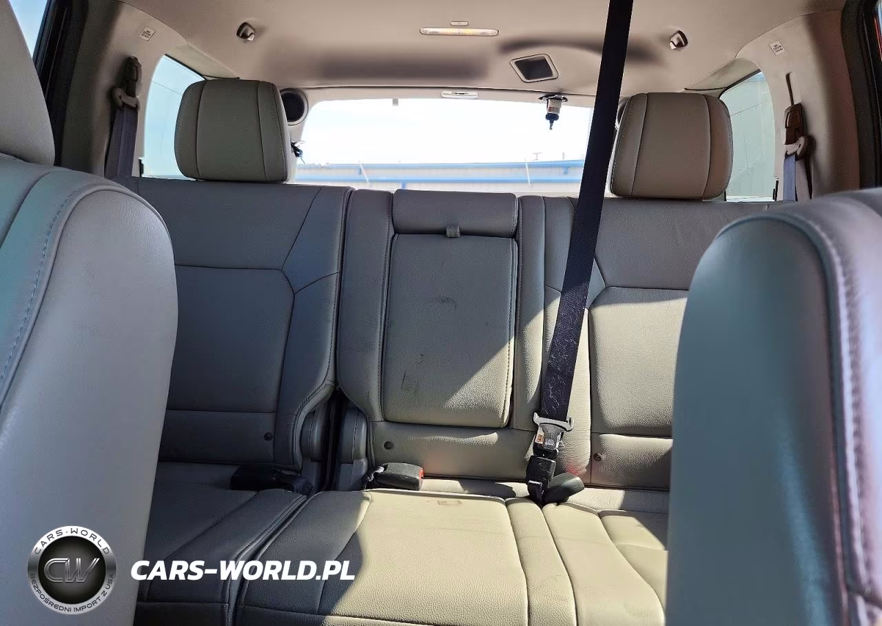 2015 Honda Pilot Touring VIN:5FNYF3H90FB022757 - 10