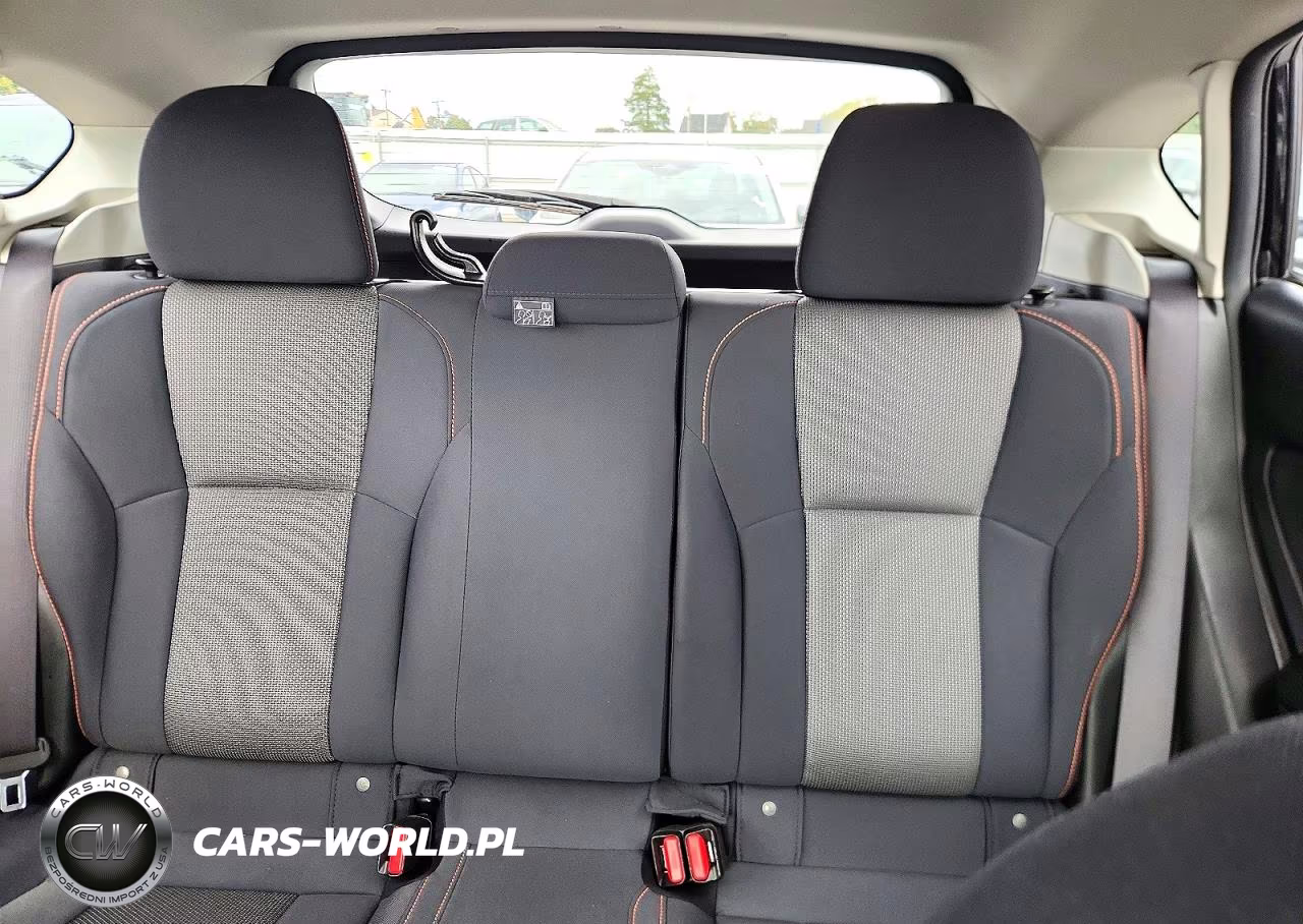 2019 Subaru Crosstrek Premium VIN:JF2GTACC0K8266125 - 10
