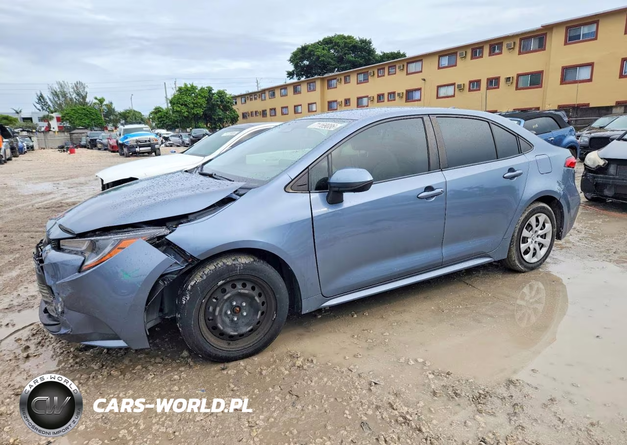 2023 Toyota Corolla Le – zdjęcie 1 z 12