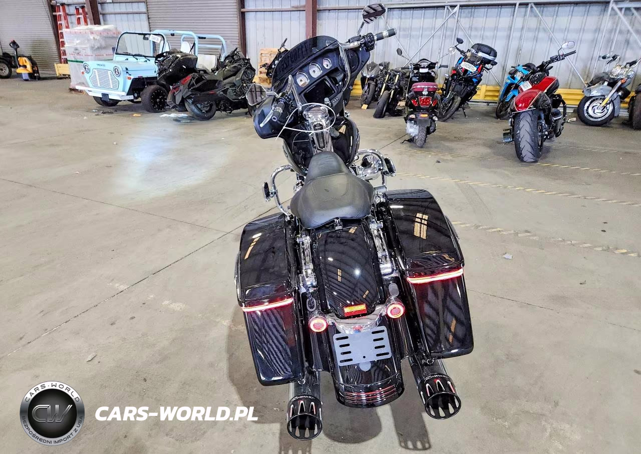 2023 Harley-Davidson Flhx VIN:1HD1KBC18PB660668 - 4