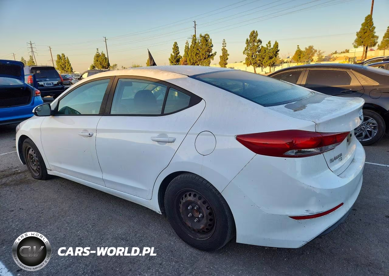 2018 Hyundai Elantra Se VIN:5NPD74LF6JH300411 - 2