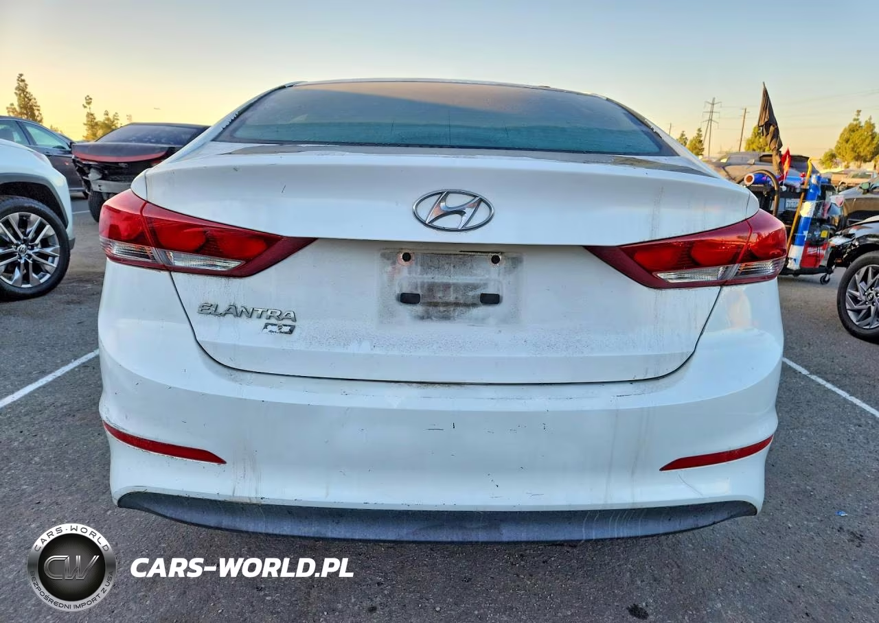 2018 Hyundai Elantra Se VIN:5NPD74LF6JH300411 - 6