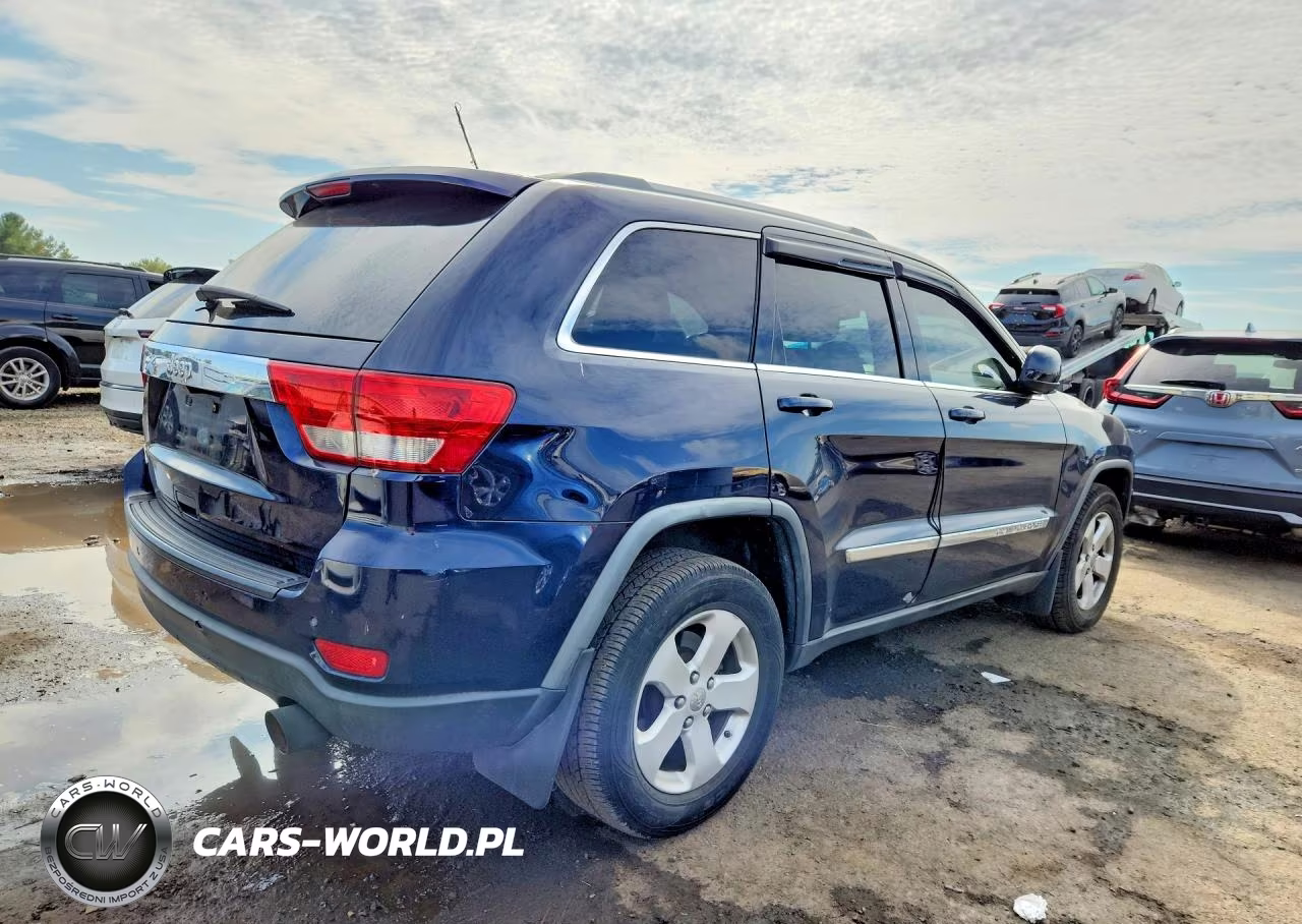2012 Jeep Grand Cherokee Laredo VIN:1C4RJFAG1CC193586 - 3