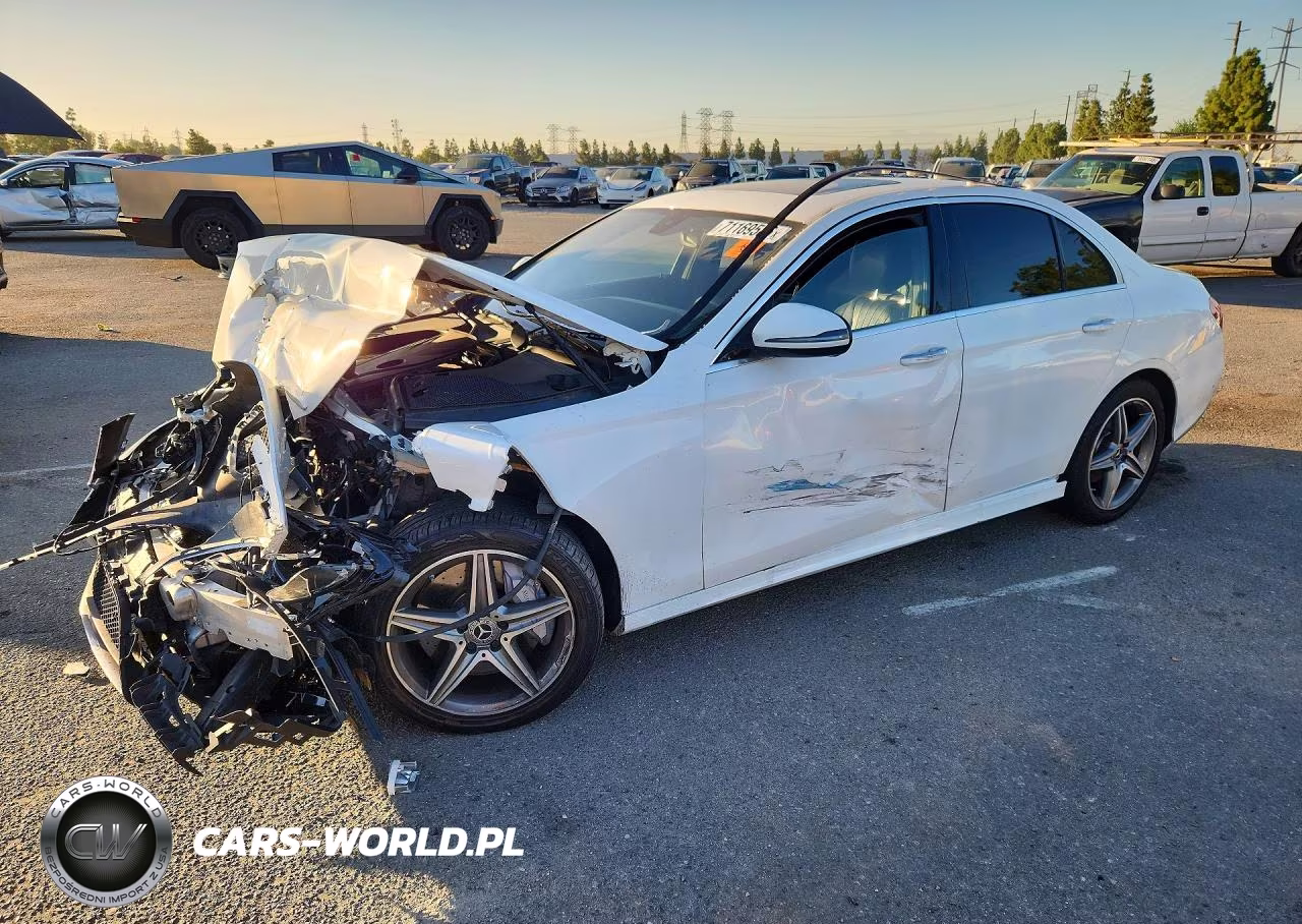 2018 Mercedes-Benz E 300 VIN:WDDZF4JB2JA311038 - 1