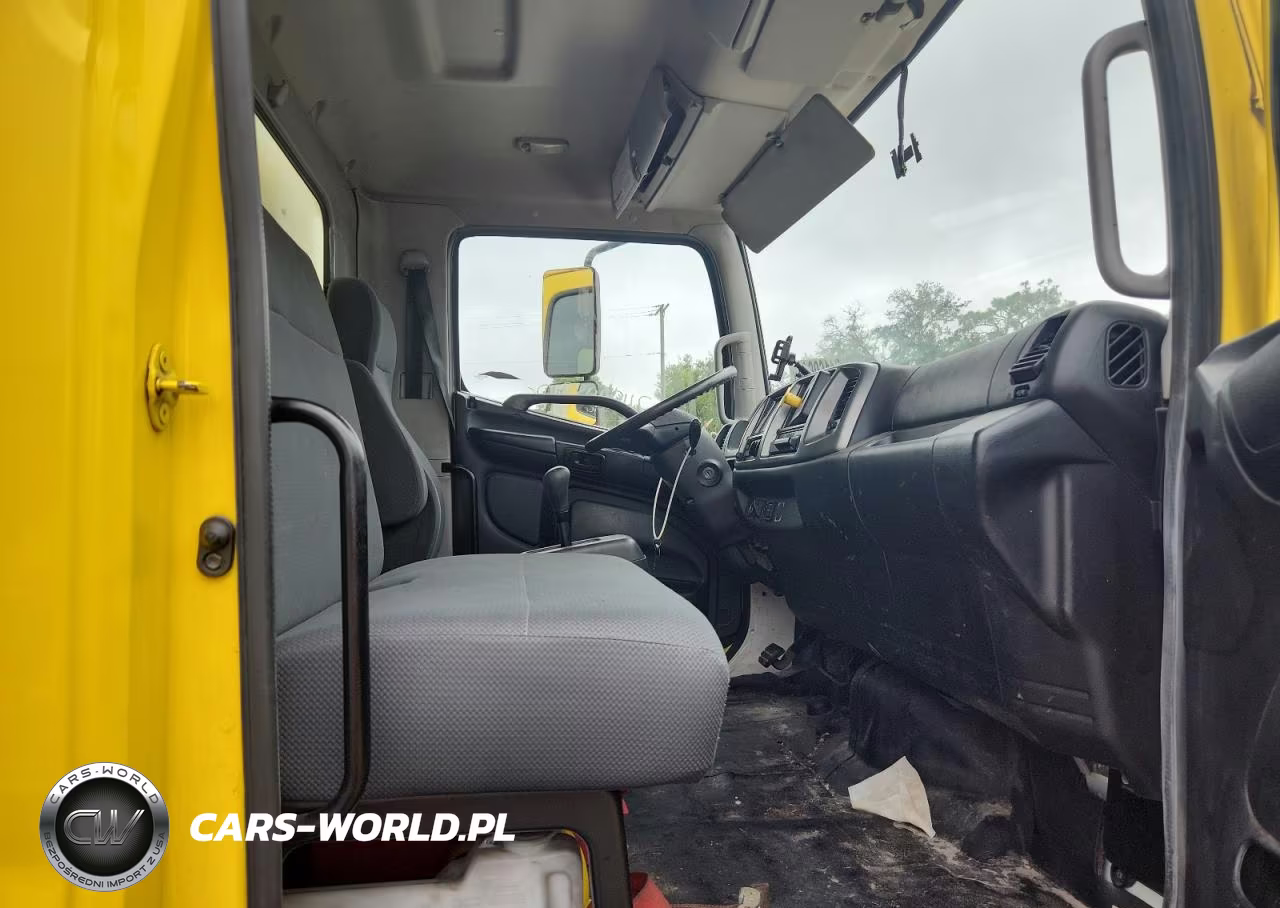 2018 Hino 338 Box Truck VIN:5PVNV8JV8J4S58003 - 11