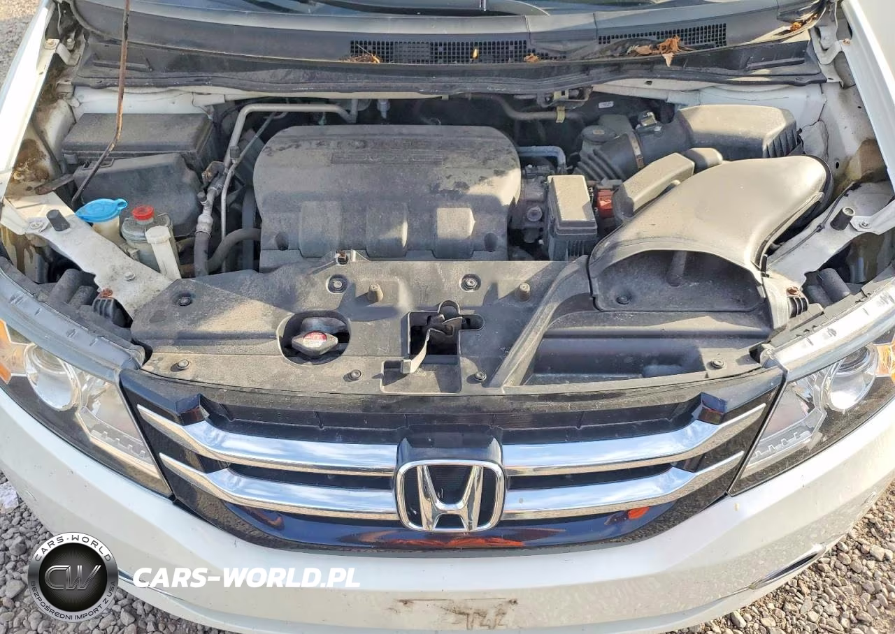 2014 Honda Odyssey Touring VIN:5FNRL5H94EB047328 - 12
