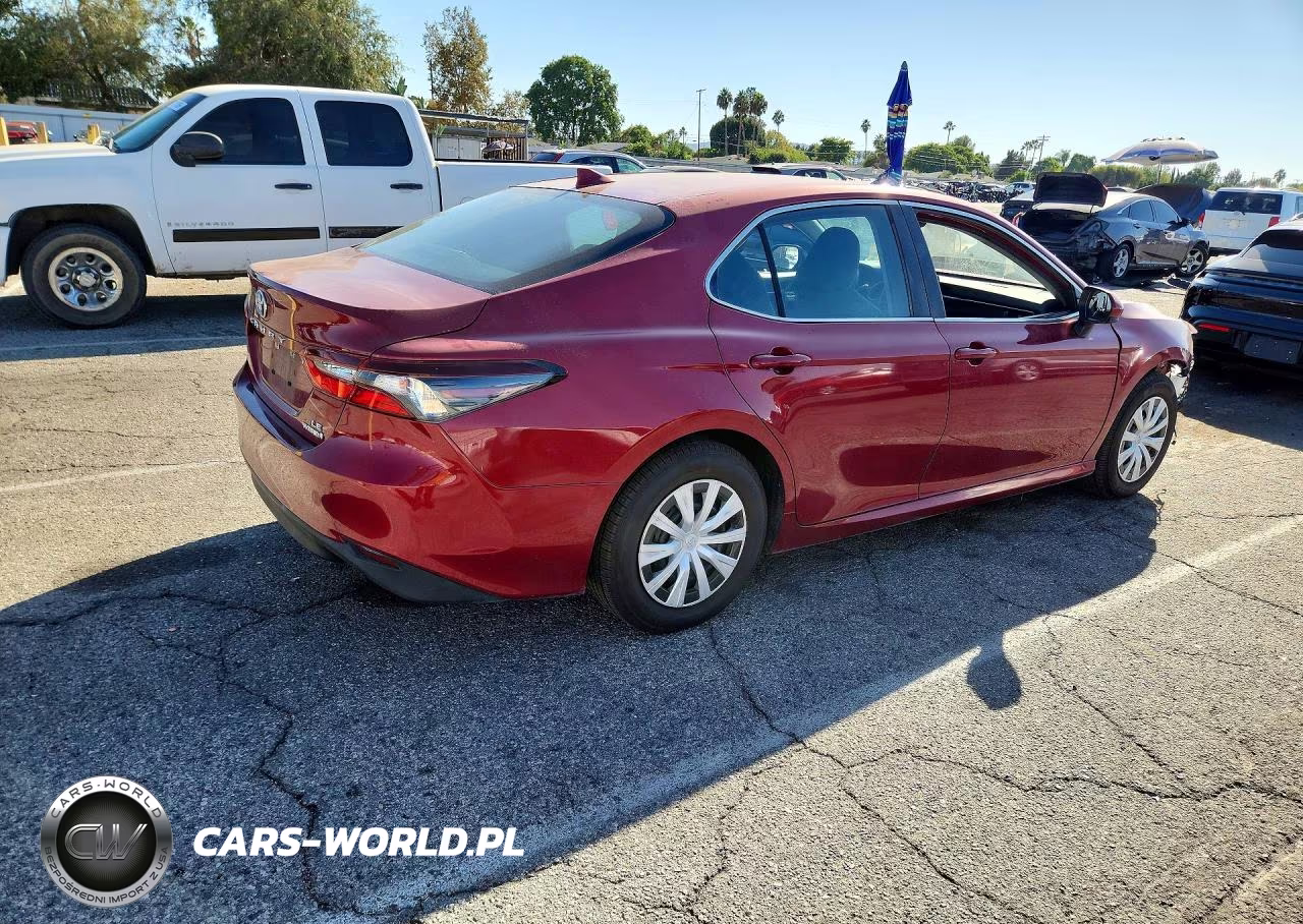 2022 Toyota Camry Le VIN:4T1C31AK0NU577388 - 3