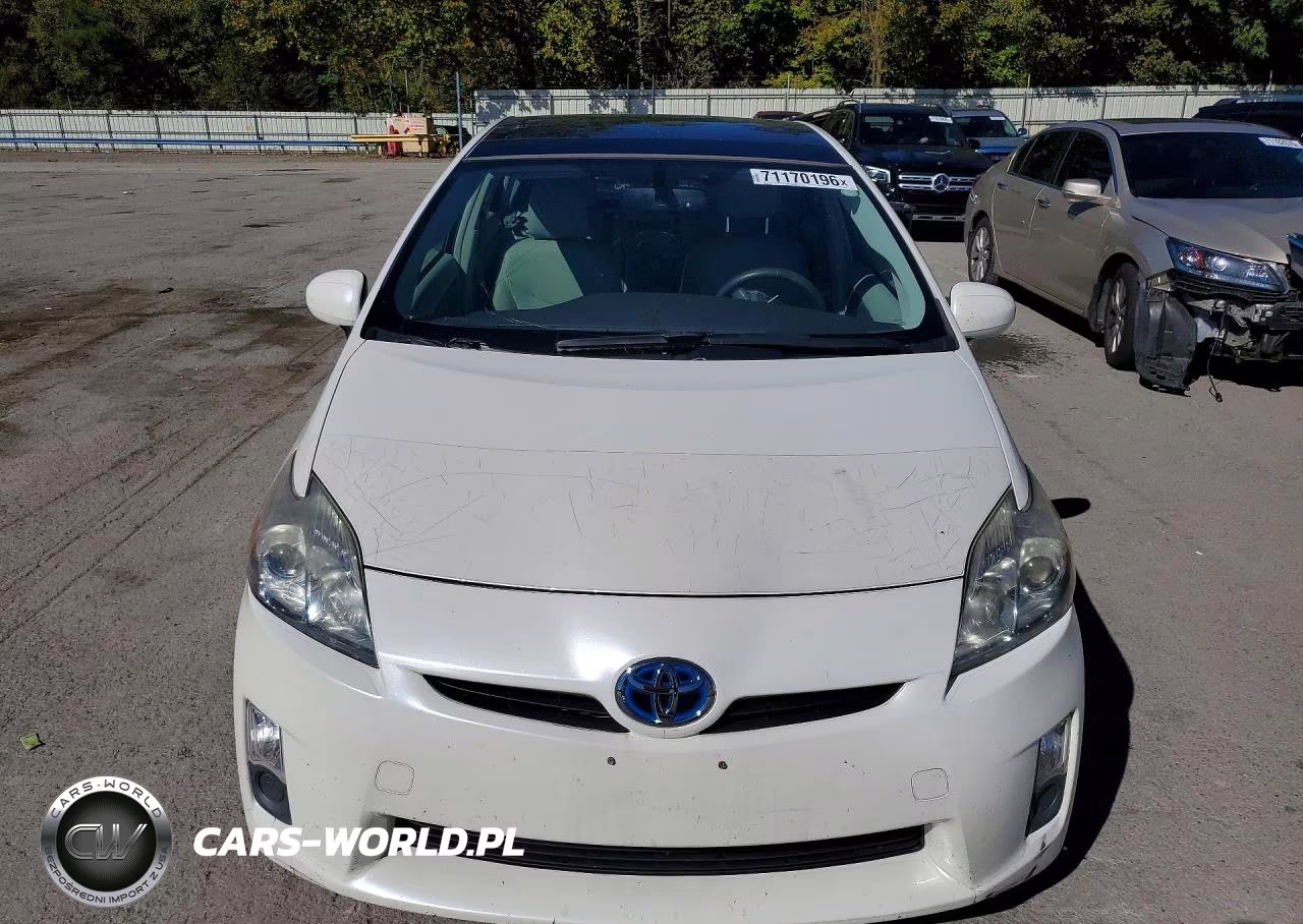 2011 Toyota Prius Four VIN:JTDKN3DU9B0319909 - 5