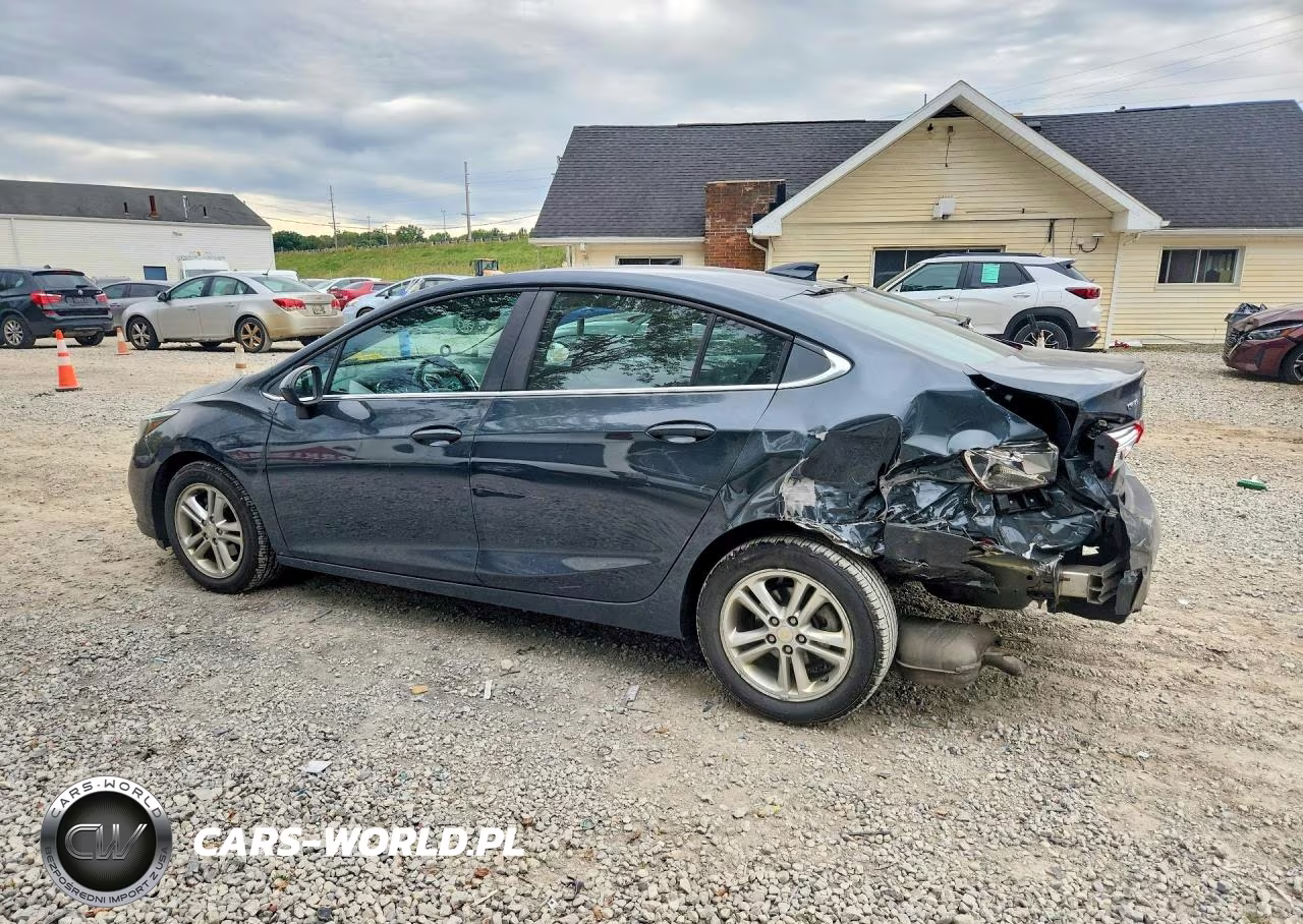 2017 Chevrolet Cruze Lt VIN:1G1BE5SM5H7269047 - 2