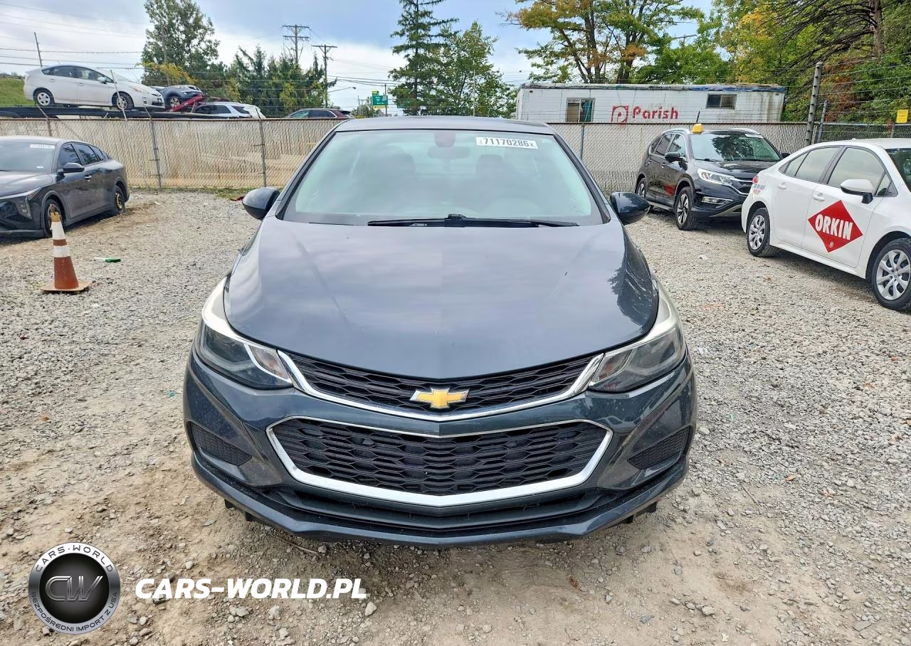 2017 Chevrolet Cruze Lt VIN:1G1BE5SM5H7269047 - 5