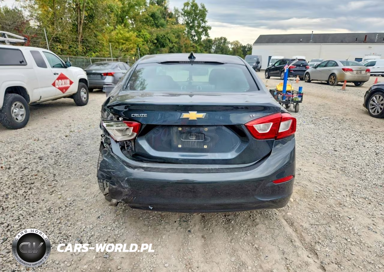2017 Chevrolet Cruze Lt VIN:1G1BE5SM5H7269047 - 6
