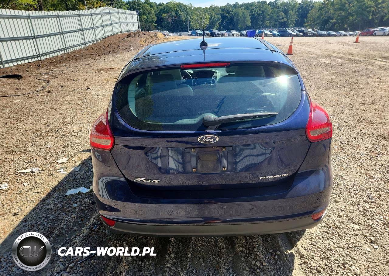 2017 Ford Focus Titanium VIN:1FADP3N23HL279579 - 6