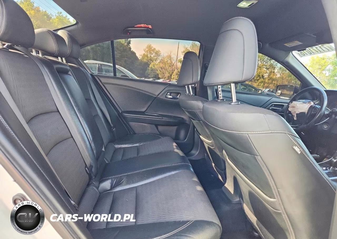 2016 Honda Accord Sport VIN:1HGCR2F55GA230074 - 10